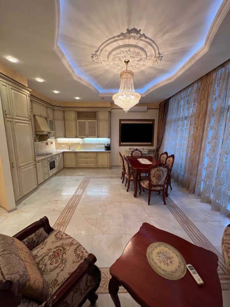 продажа двухкомнатной квартиры номер A-173358 в Приморском районе, фото номер 8